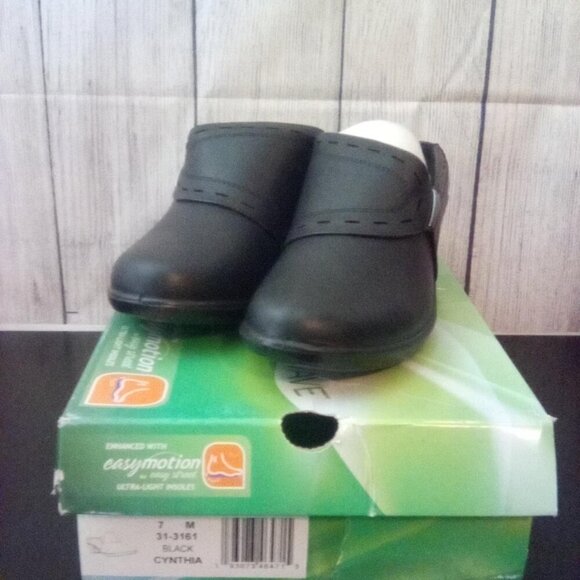 Easy Street Black Cynthia Size 7 - Picture 1 of 2